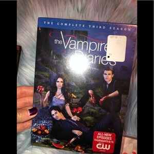 NWT in plastic Third season vampire diaries